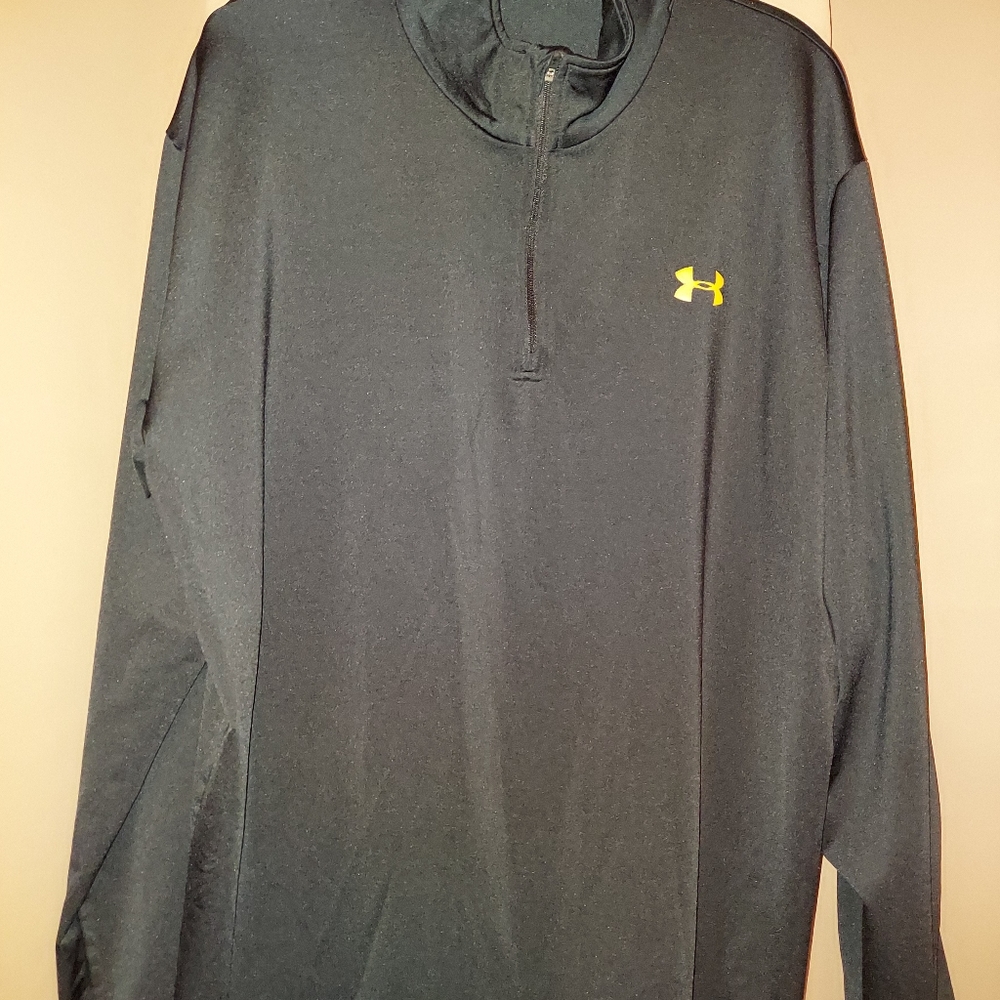 Under Armour Long sleeve dark black shirt